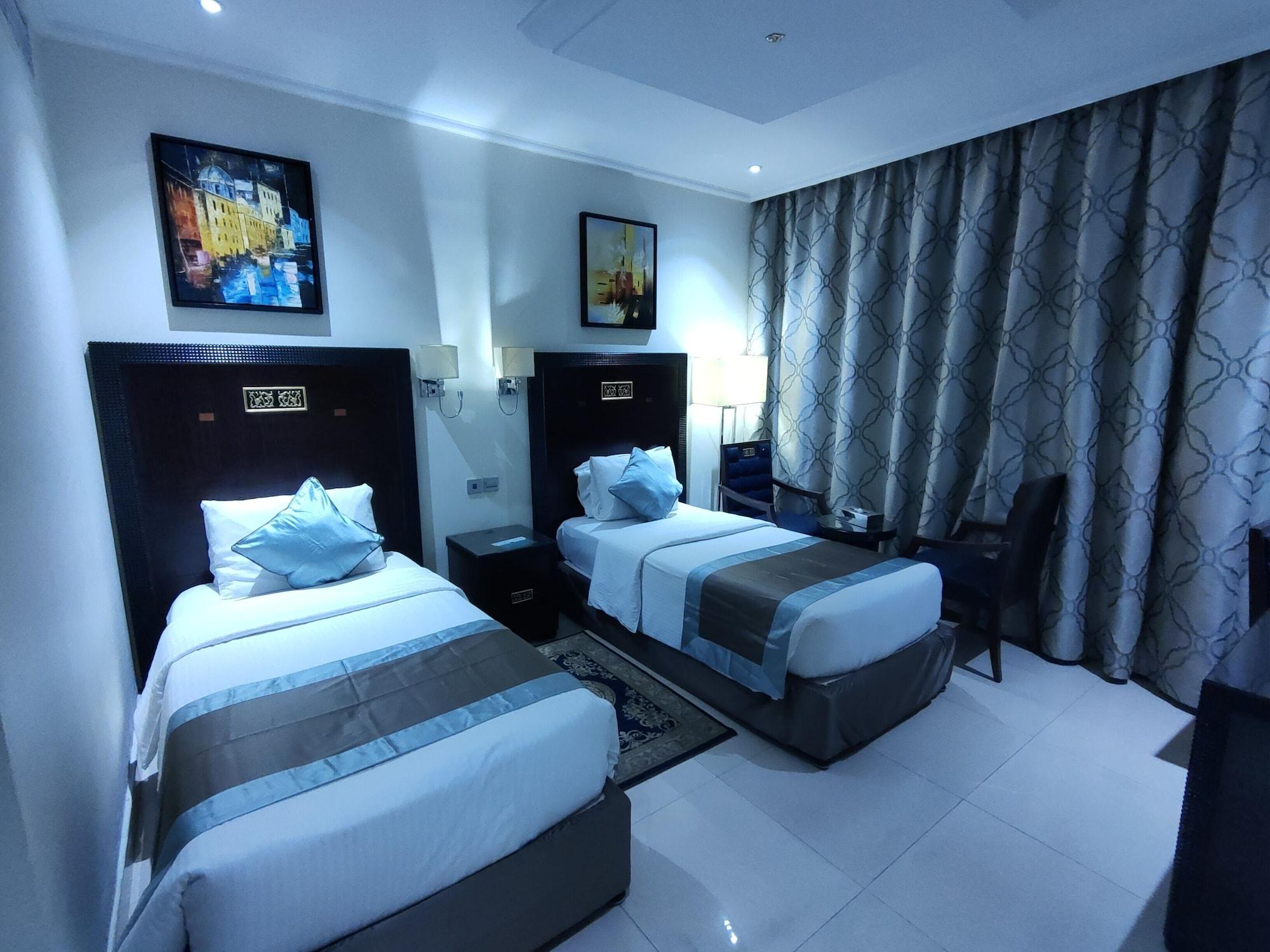 Smana Hotel Al Raffa Dubai Bagian luar foto