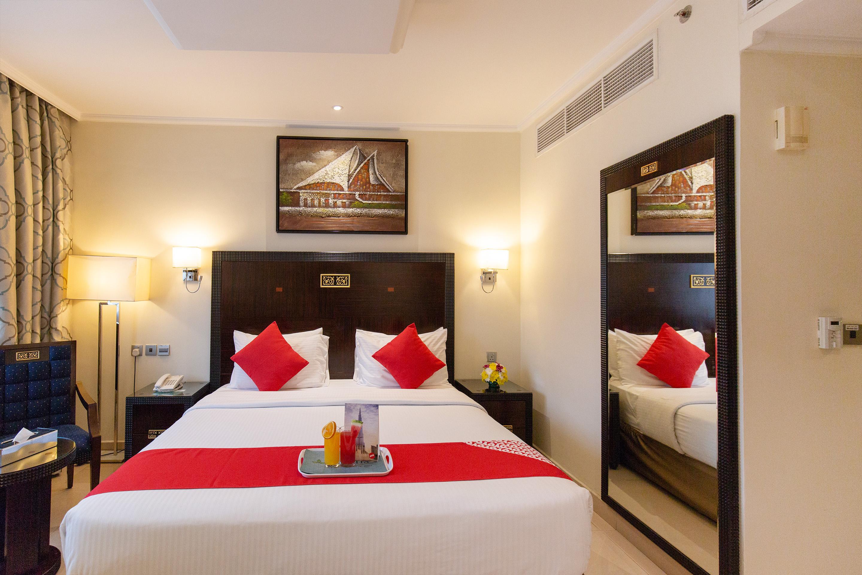 Smana Hotel Al Raffa Dubai Bagian luar foto