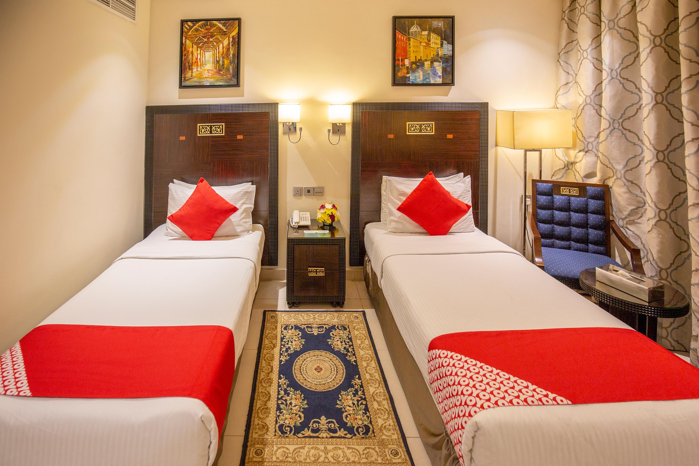 Smana Hotel Al Raffa Dubai Bagian luar foto