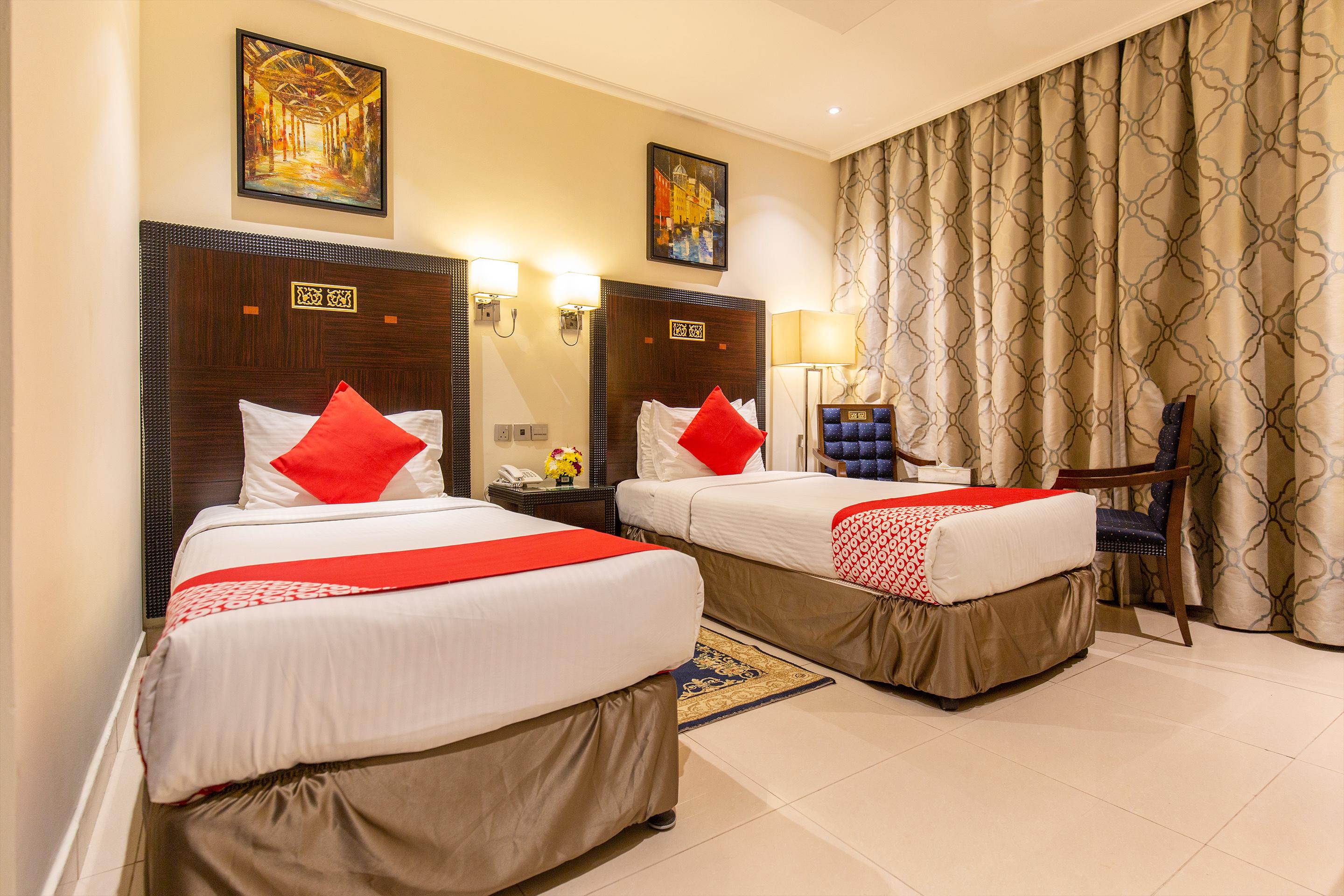 Smana Hotel Al Raffa Dubai Bagian luar foto
