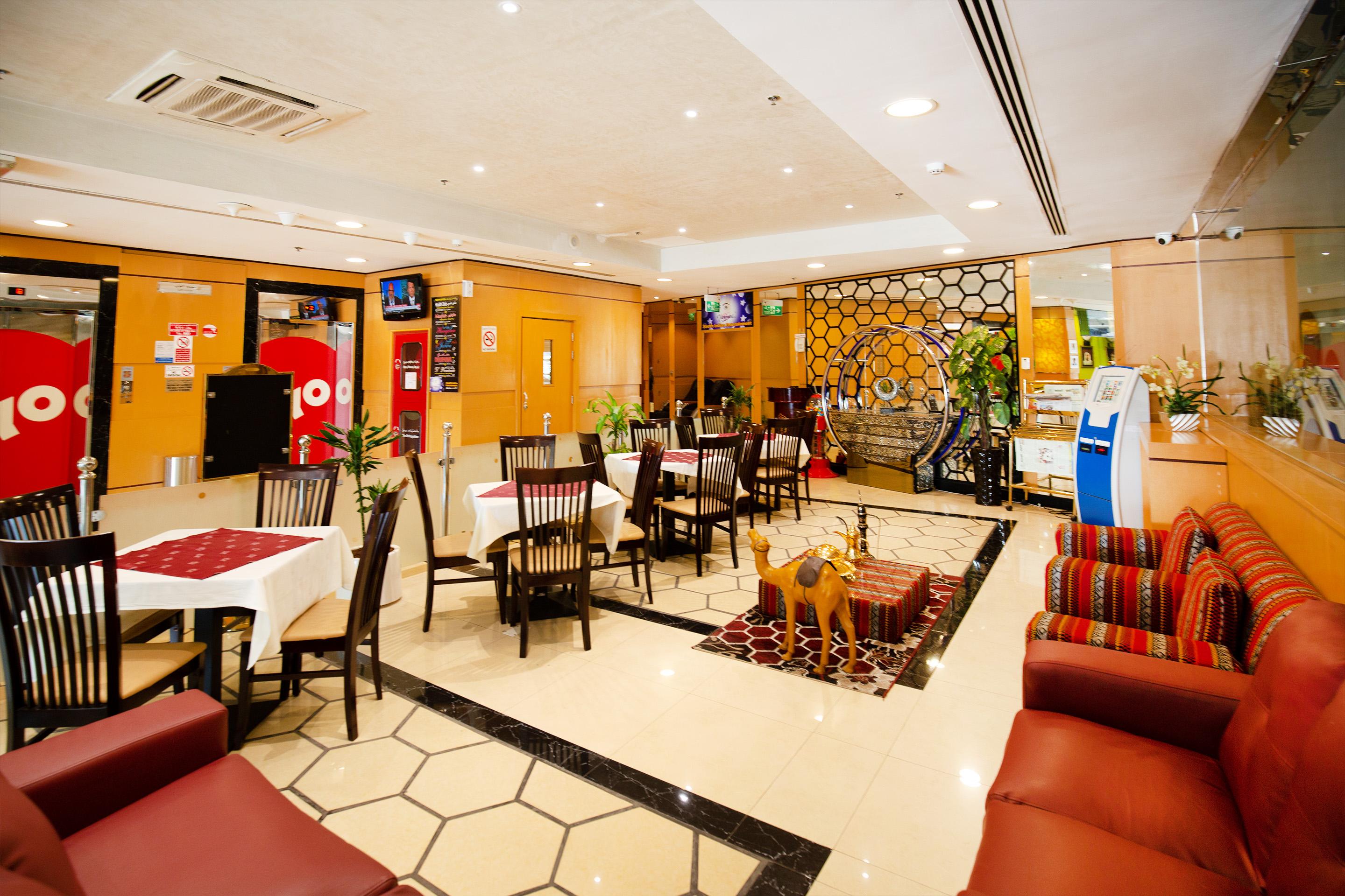 Smana Hotel Al Raffa Dubai Bagian luar foto
